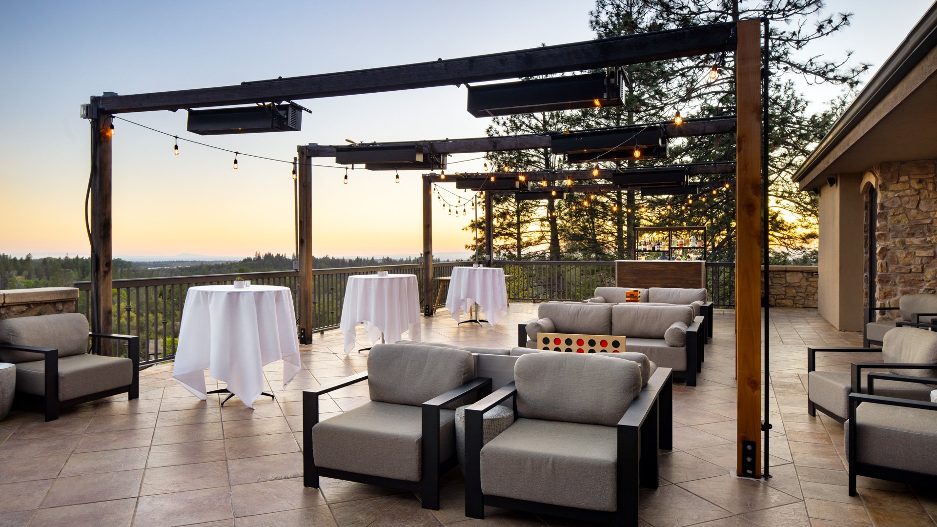 30 - Winchester Vista - WINC - Cocktail Patio - Cocktail