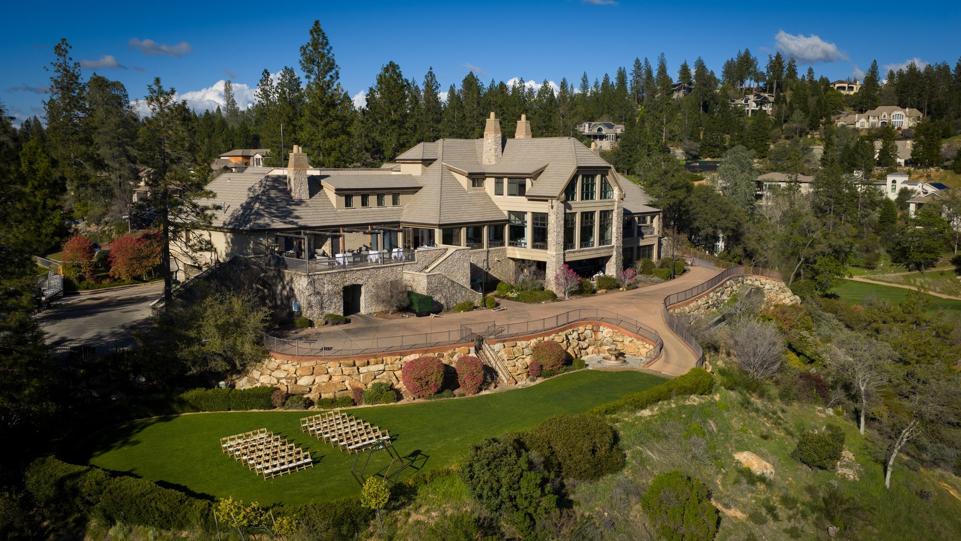 31 - Winchester Vista - WINC - Winchester Vista - Aerial overview of outdoor space