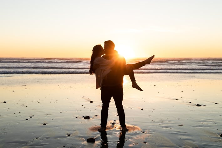 carlsbad-windmill-beach-wedding-portrait-engagement