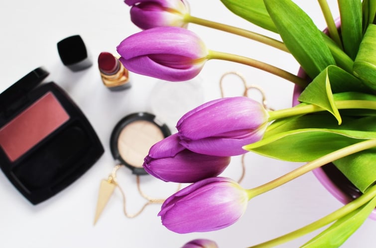makeup-beauty-lipstick-make-up-1024x678