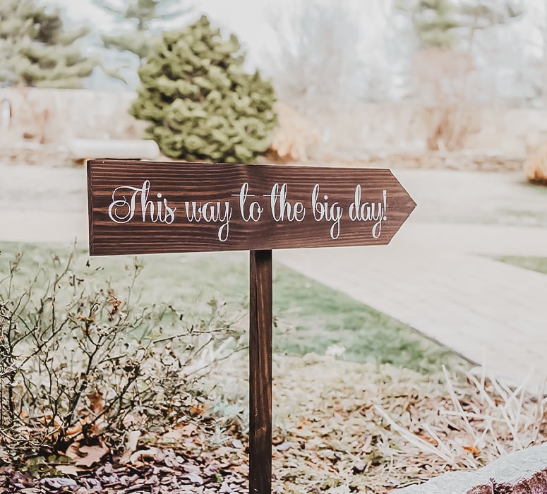 Wood Signage at Granite Rose by Wedgewood Weddings