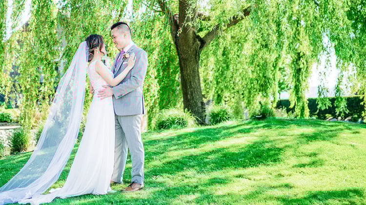 StoneTree-BrideGroom-ElegantEventsMedia-Liu-2019-WedgewoodWeddings (12)