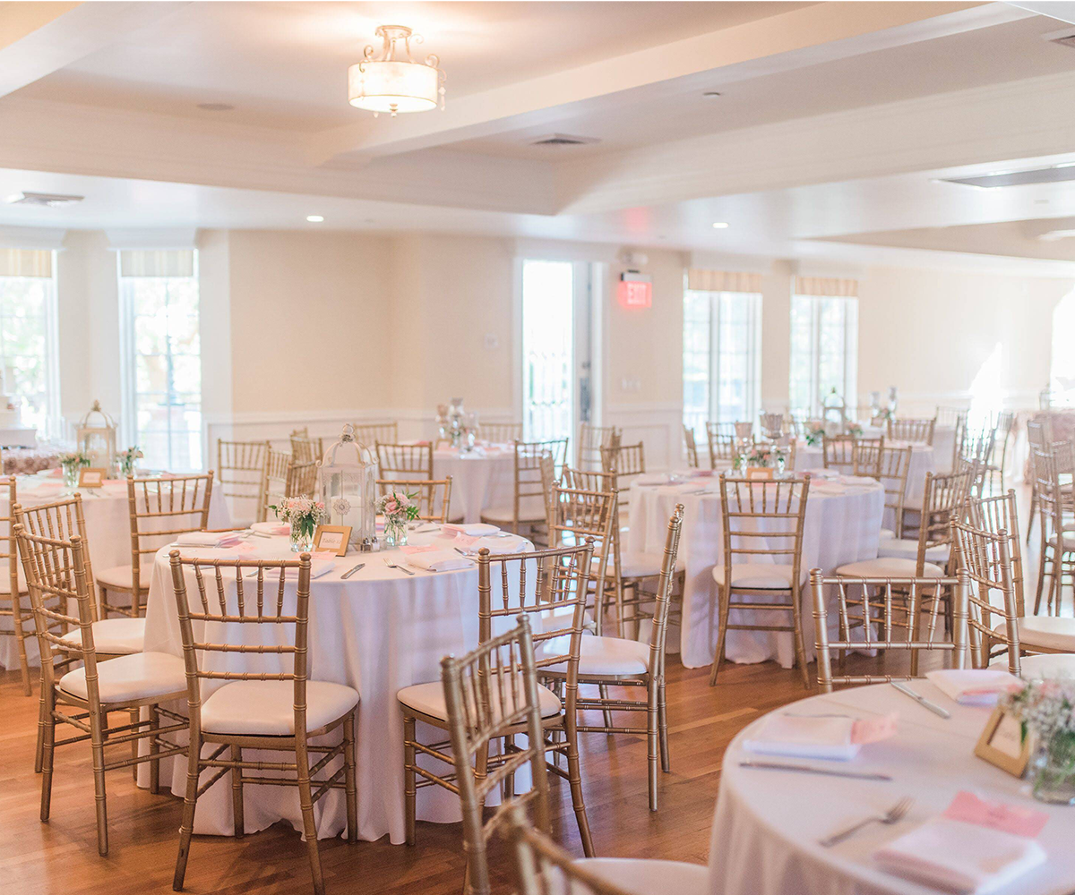 Indoor ballroom at Stonebridge Manor