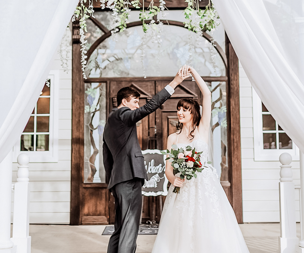 Lindsay Grove Grand Wood Door Entrance