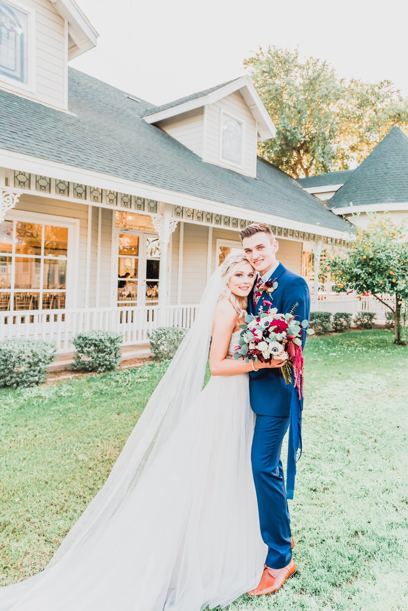 Bride & Groom at Lindsay Grove's Private Estate