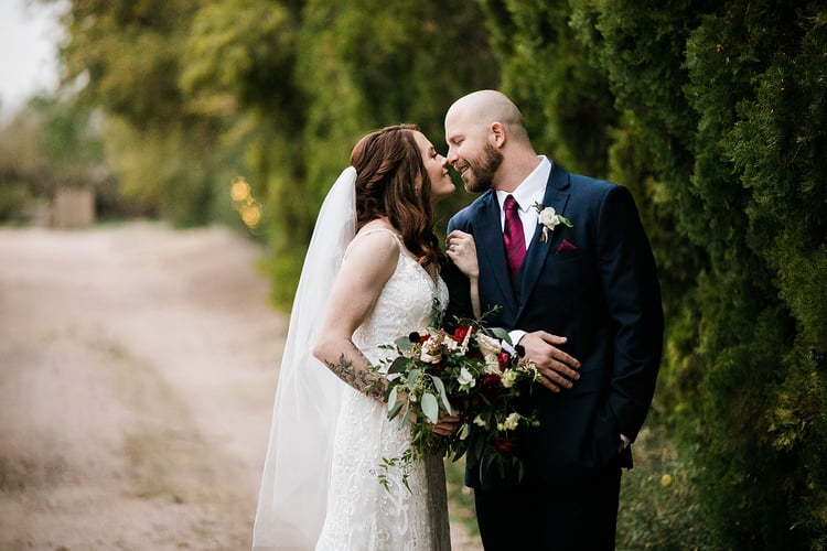 Sam & Dallon at Lindsay Grove | Tara Nichole Photo