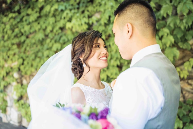 Sprawling Ivy Bridal Portrait