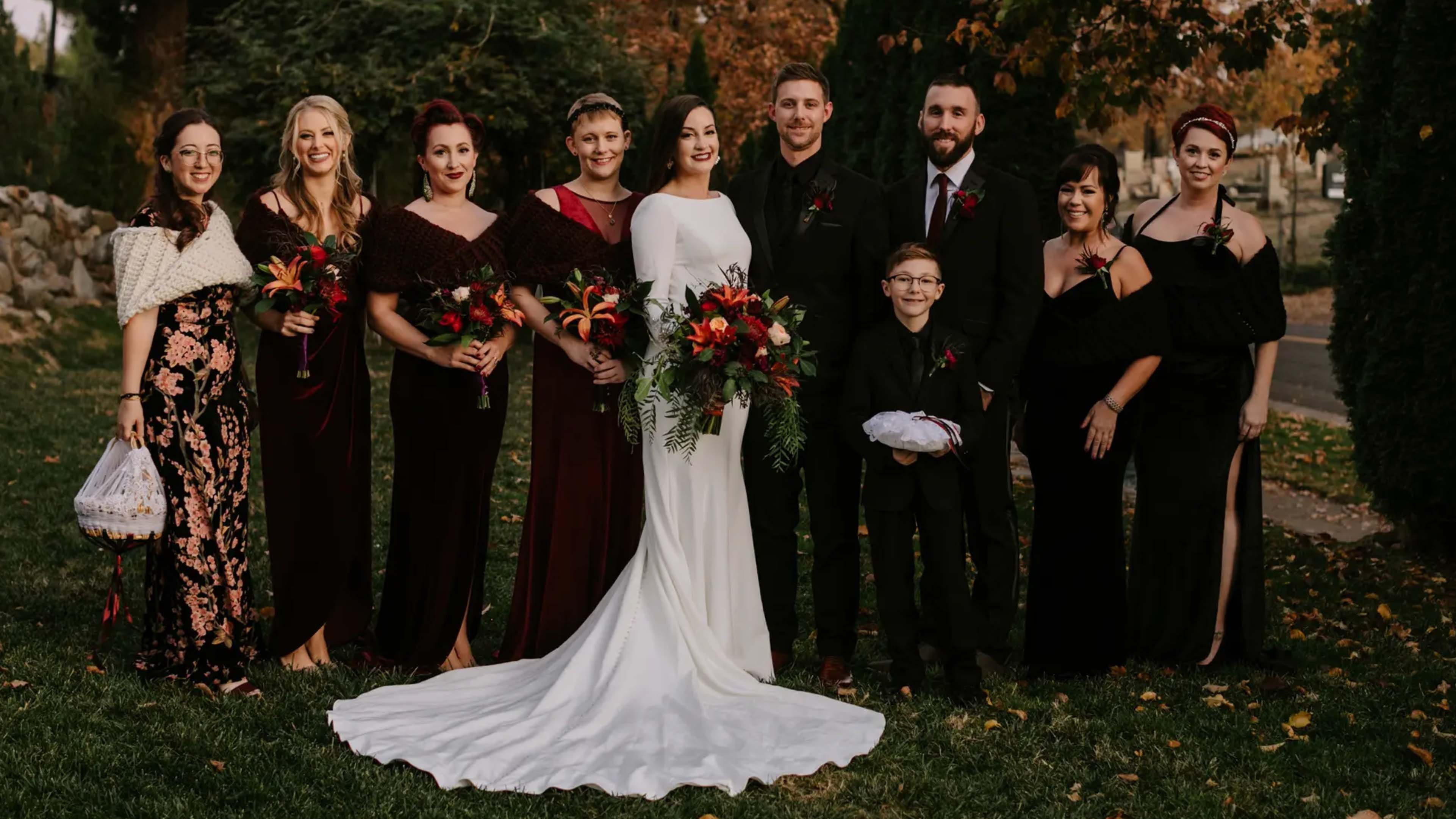 Ghoulishly Gothic Fall Wedding Ideas