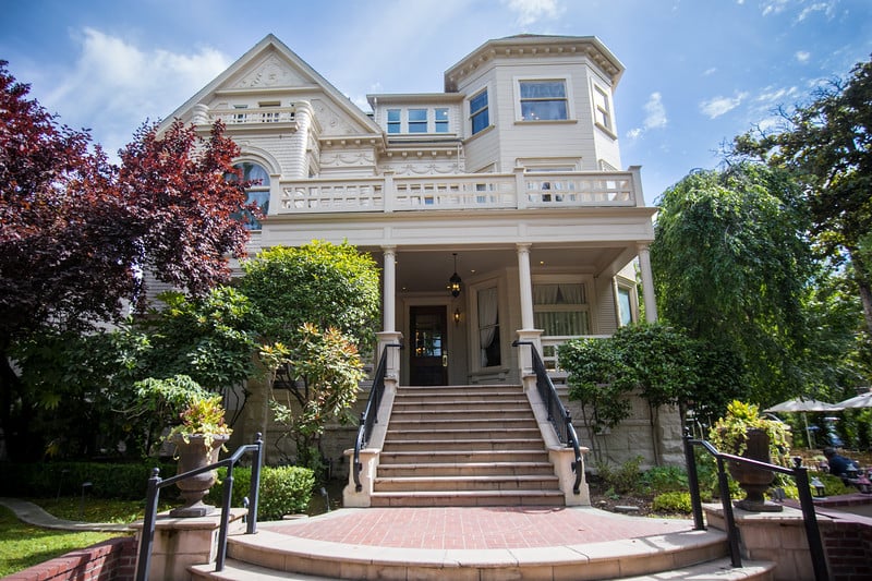 01-Wedgewood-Weddings-Sterling-Hotel-Wedding-Venue_72dpi