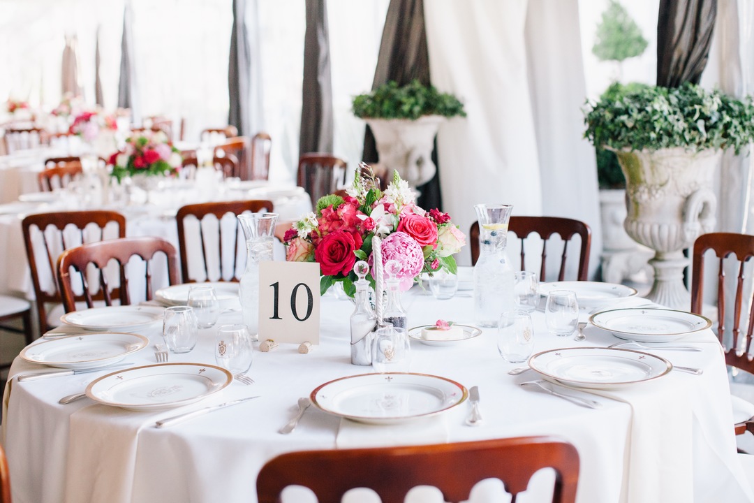 Place settings at Jefferson St Mansion by Wedgewood Weddings