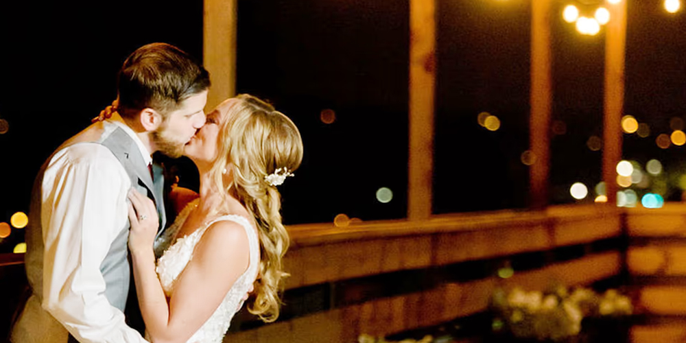 Weddings at Night: 8 Reasons to Wed After Dark