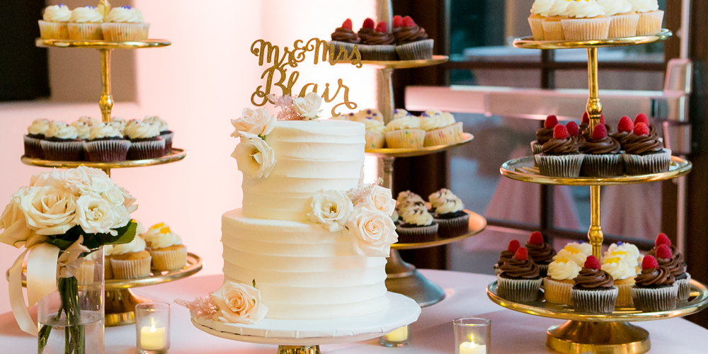 Romance-Inspired Cake Gallery