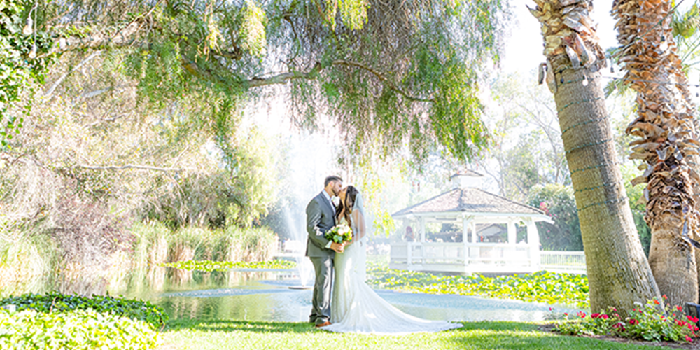 36 Tried-and-True Wedding Photo Poses