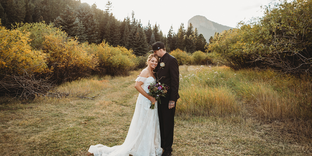 MountainViewRanch-BrideGroom-MeganSimpsonPhotography-MeganMike-2019-WedgewoodWeddings (1)