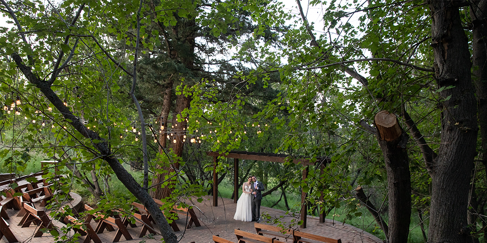 Paige and Ben - outdoor ceremony at The Pines