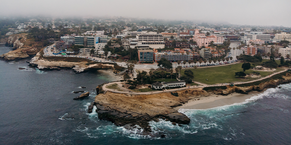 La Jolla Cove Hotel Partners with Wedgewood Weddings