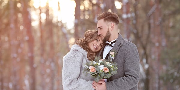 7 Advantages of Cool, Winter Weddings