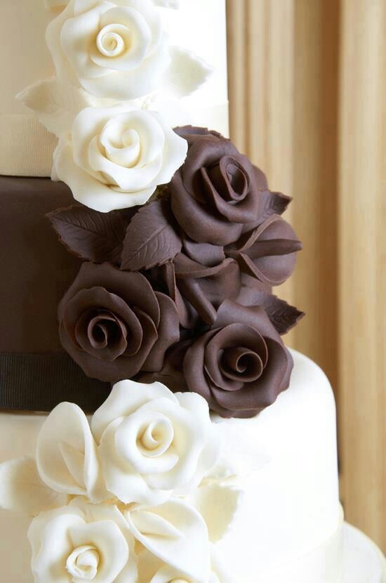 chocolate and vanilla wedding cake