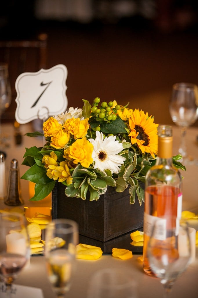 yellow and brown wedding color scheme centerpieces