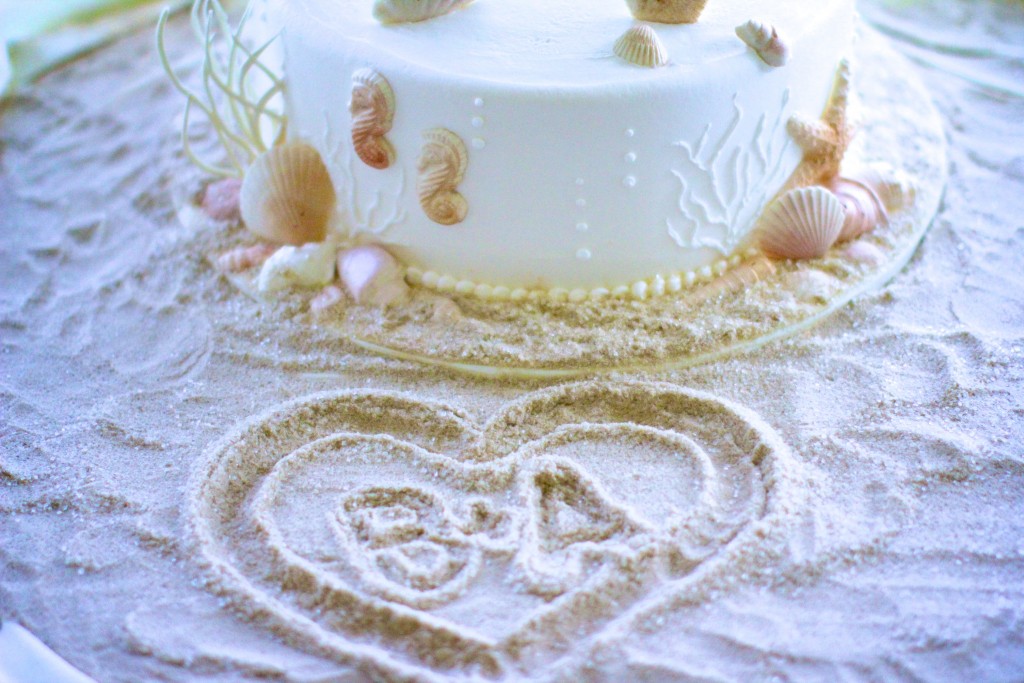 beach themed cake table at Wedgewood Weddings