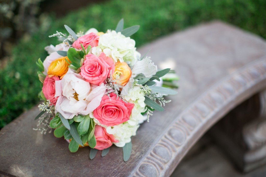 gorgeous wedding flower bouquet