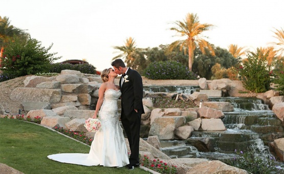 Ocotillo Wedding Venue Chandler Az Wedgewood Weddings Waterfall For Gorgeous Photos Of The Newlyweds